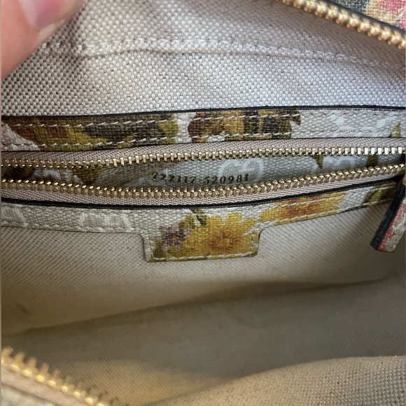 Gucci Bag- Small GG Supreme Monogram Water Flora Web Ophidia Flap Shoulder Bag - Picture 5 of 6